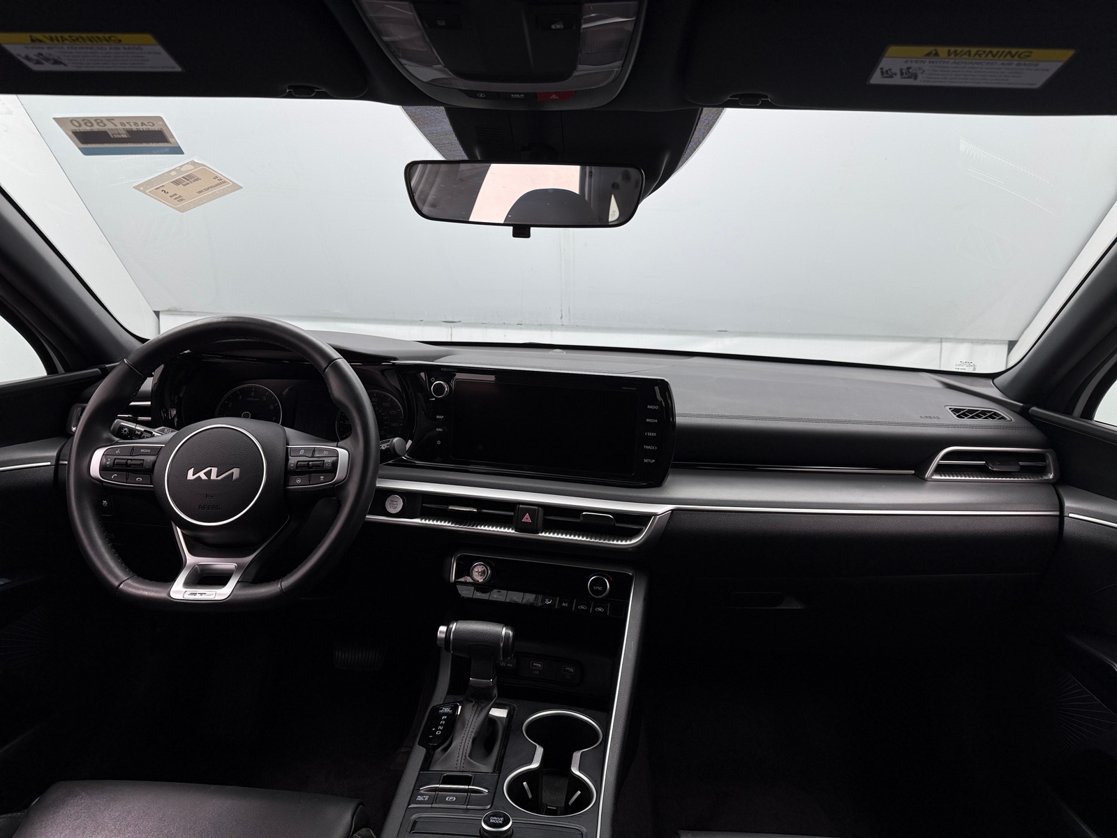 Thumbnail: 2023 Kia K5 - 2
