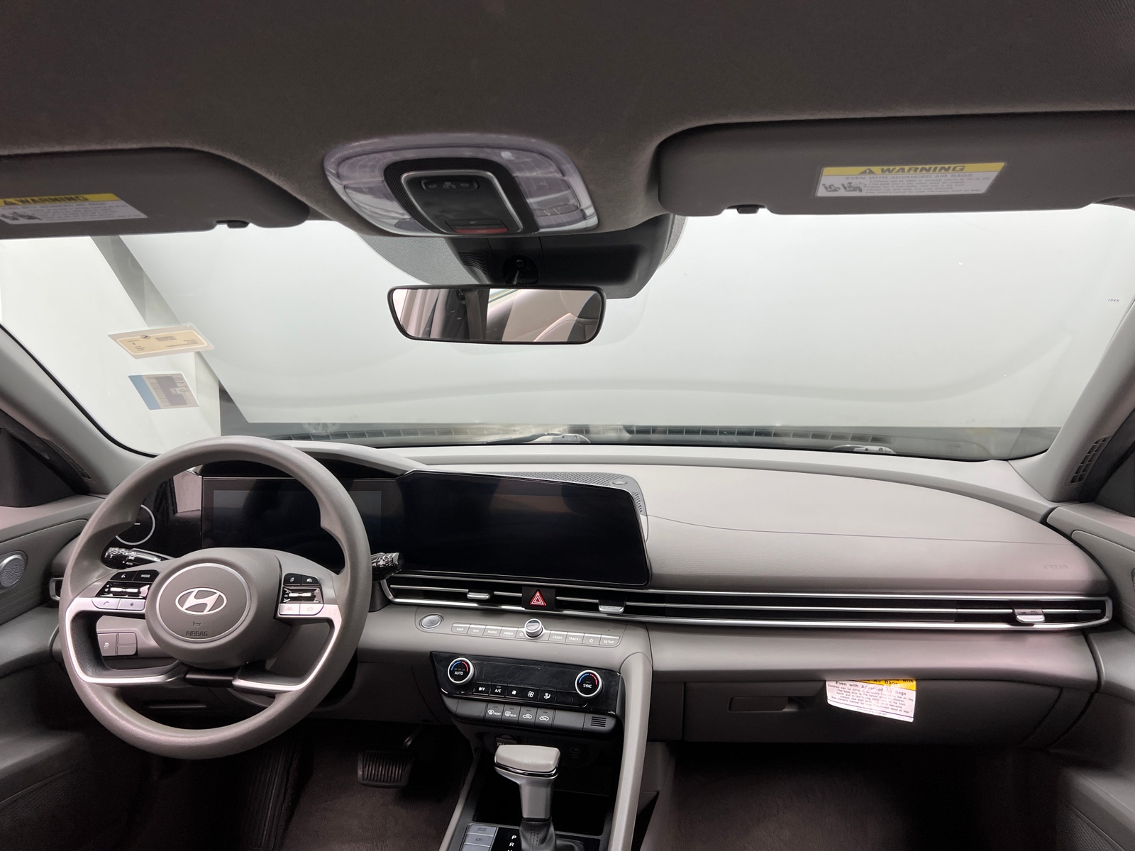 Thumbnail: 2024 Hyundai Elantra - 3