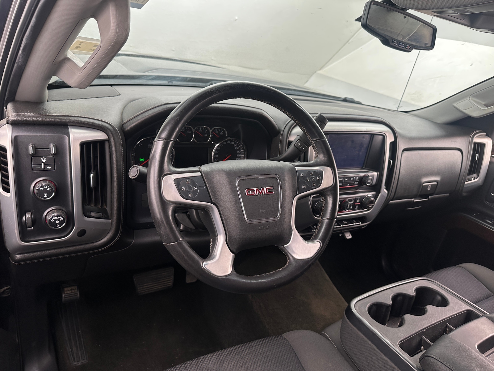 Thumbnail: 2015 GMC Sierra 2500 - 3