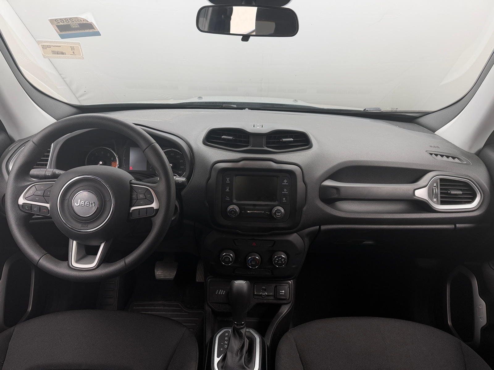 Thumbnail: 2018 Jeep Renegade - 3