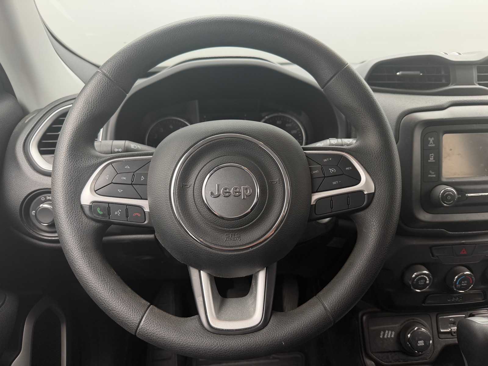 Thumbnail: 2018 Jeep Renegade - 5