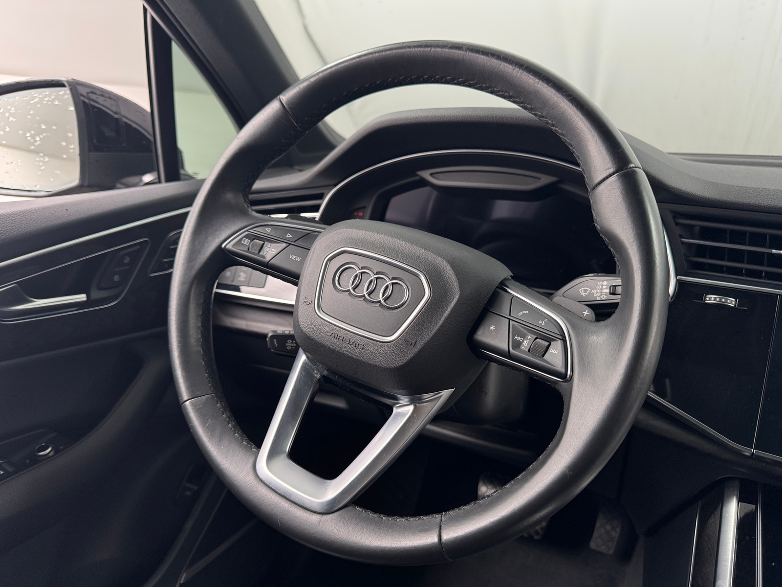 Thumbnail: 2021 Audi Q7 - 4