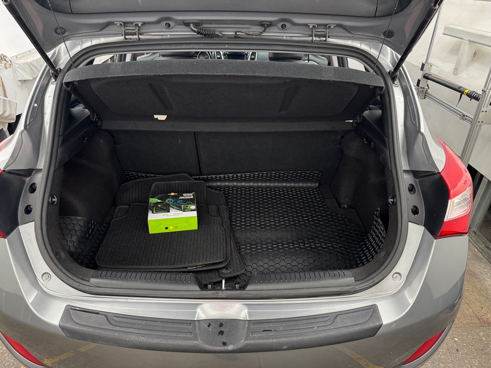 Thumbnail: 2016 Hyundai Elantra - 7