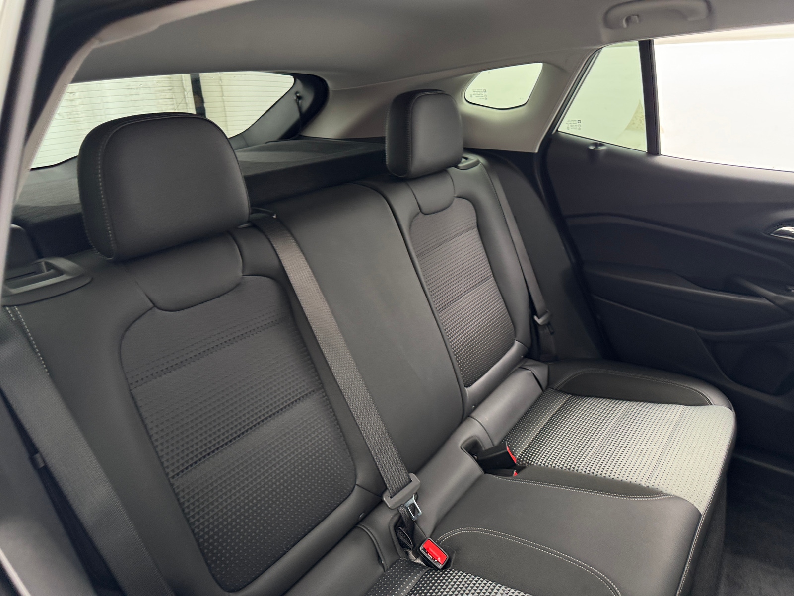 Thumbnail: 2025 Chevrolet Trax - 6