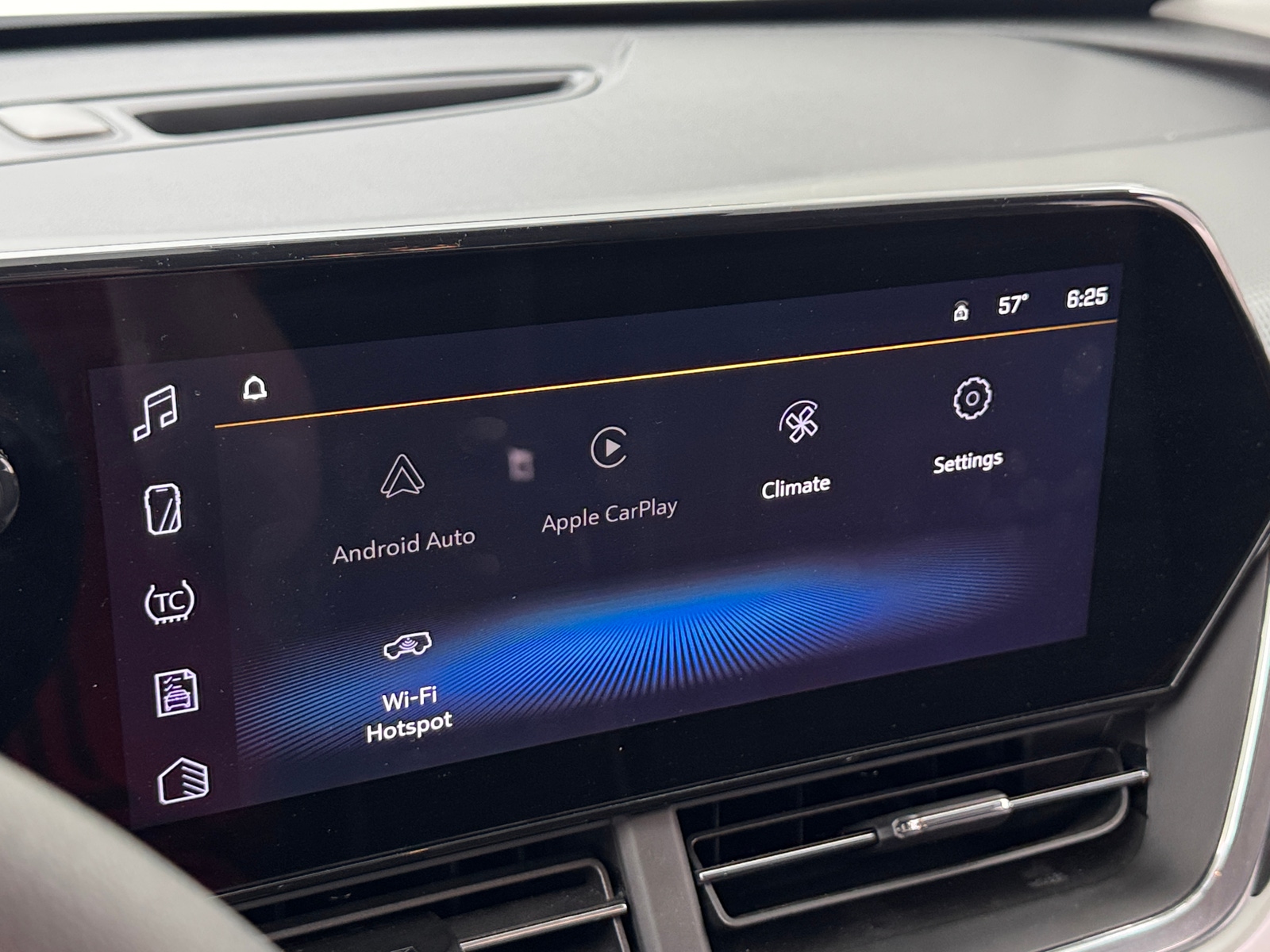 Thumbnail: 2025 Chevrolet Trax - 4