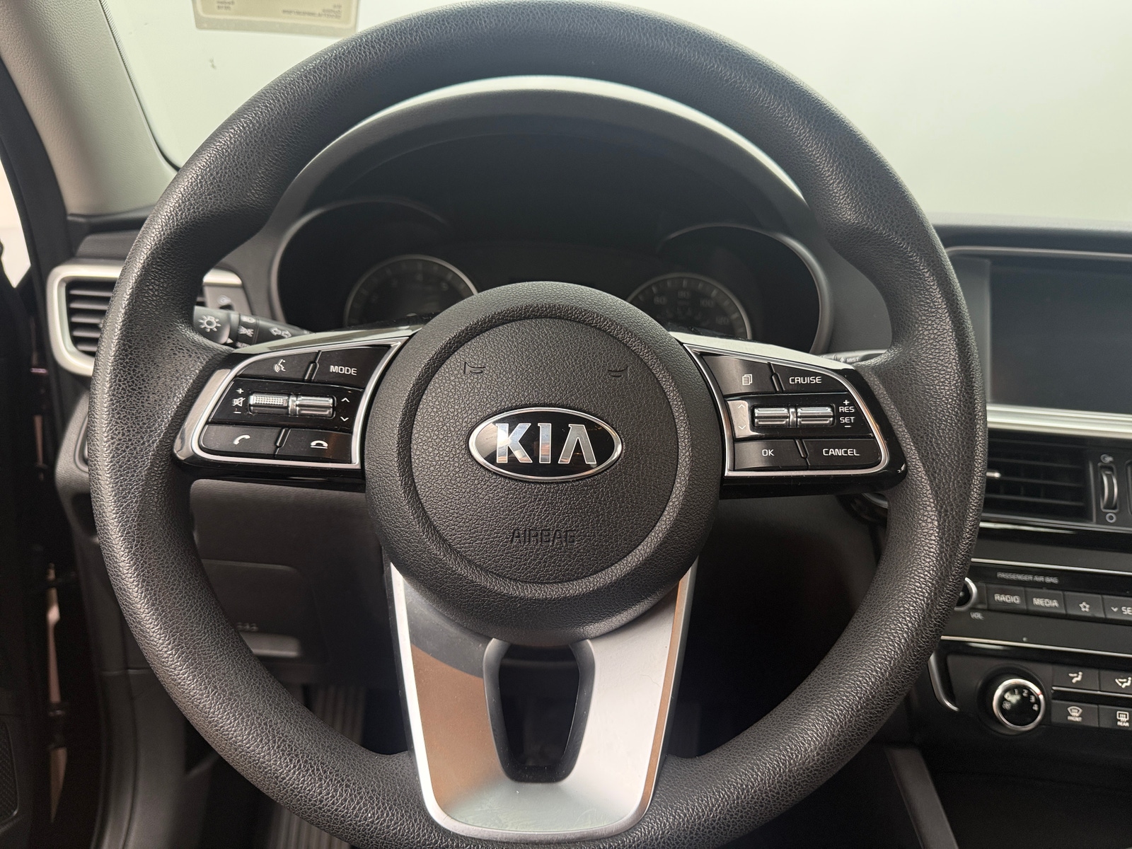 Thumbnail: 2019 Kia Optima - 5