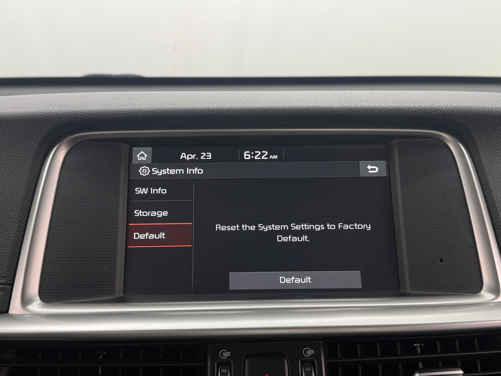 Thumbnail: 2019 Kia Optima - 4