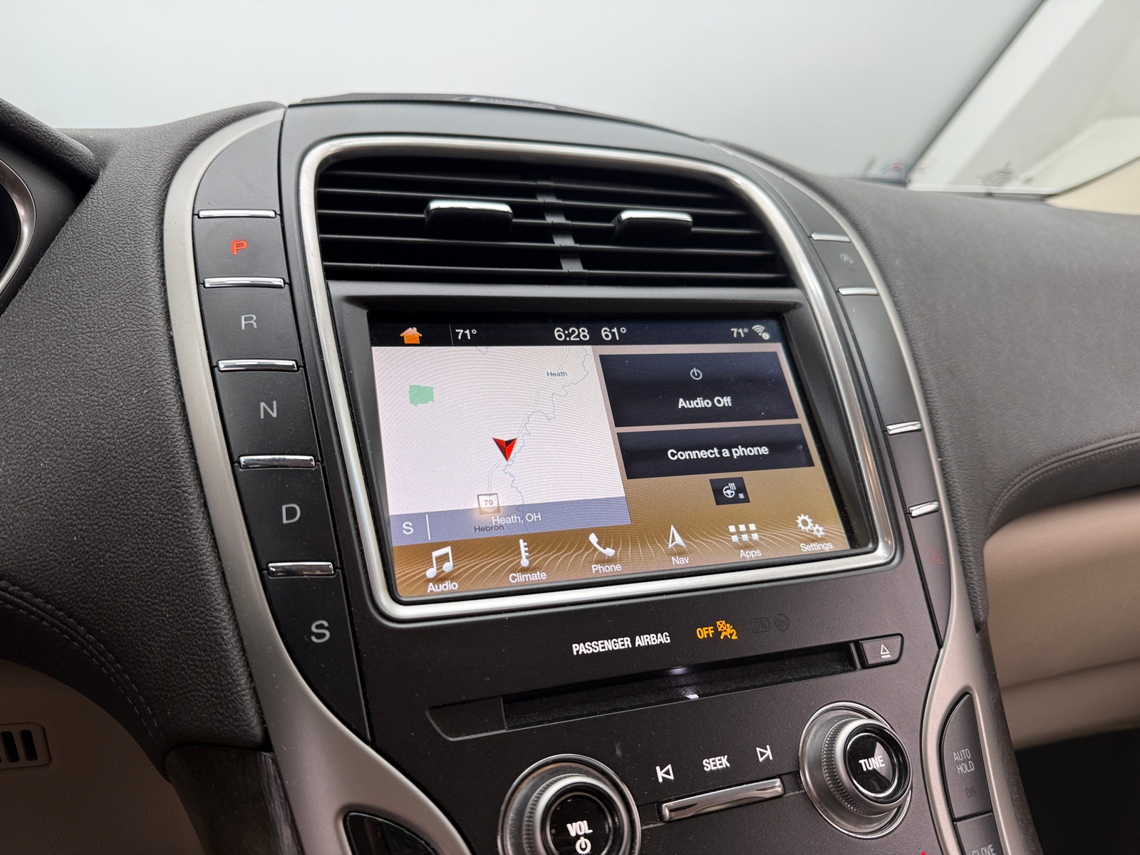 Thumbnail: 2019 Lincoln Nautilus - 3