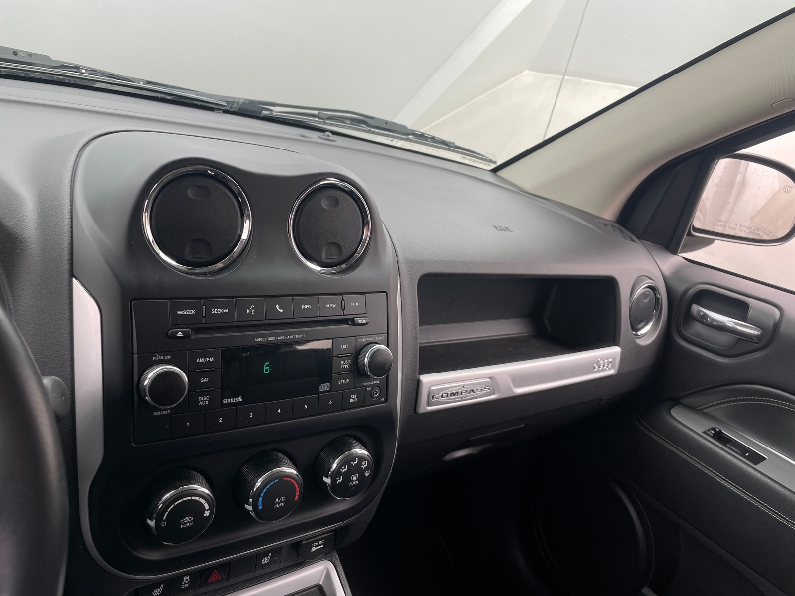 Thumbnail: 2017 Jeep Compass - 4