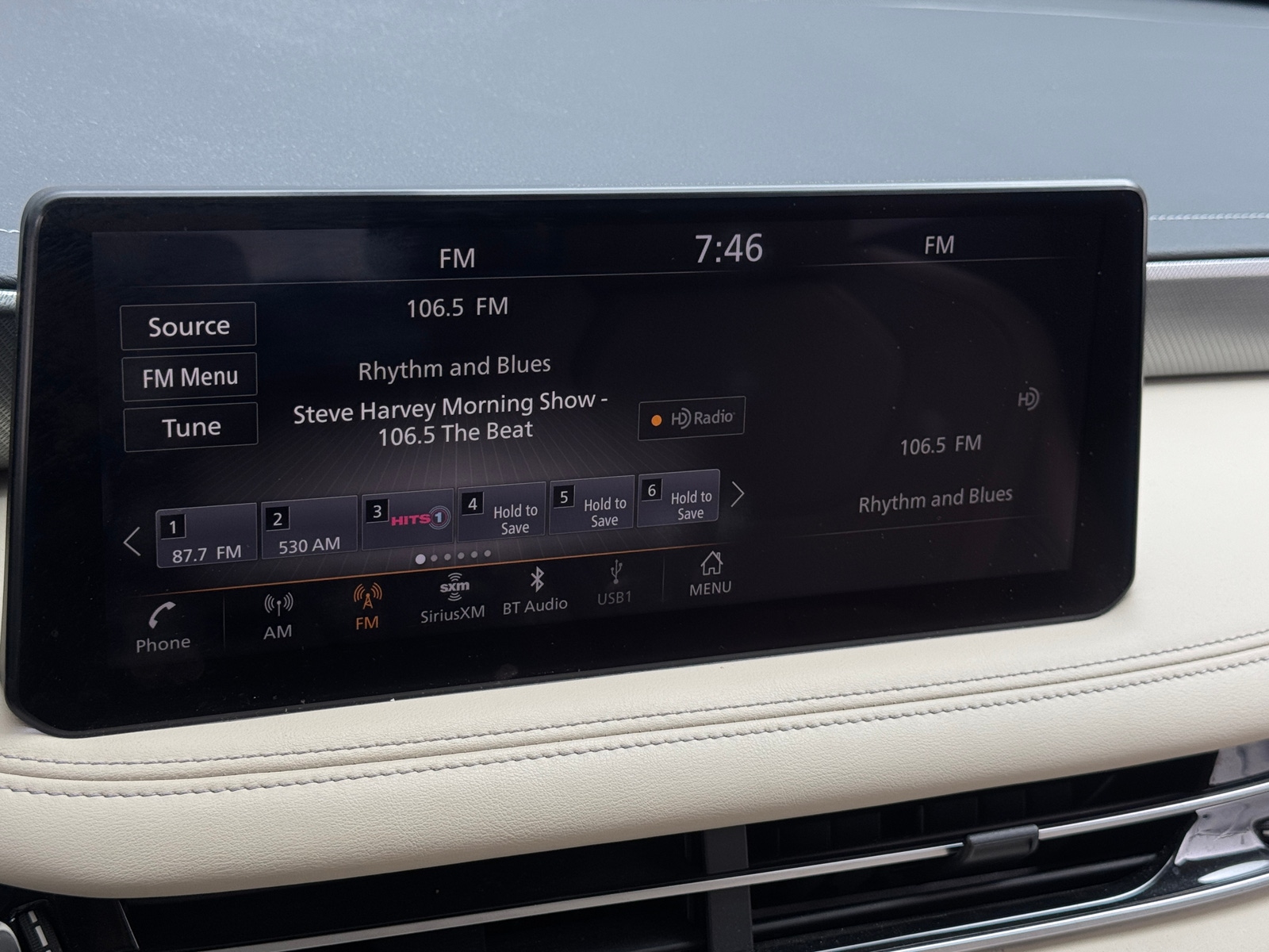 Thumbnail: 2023 INFINITI QX60 - 3