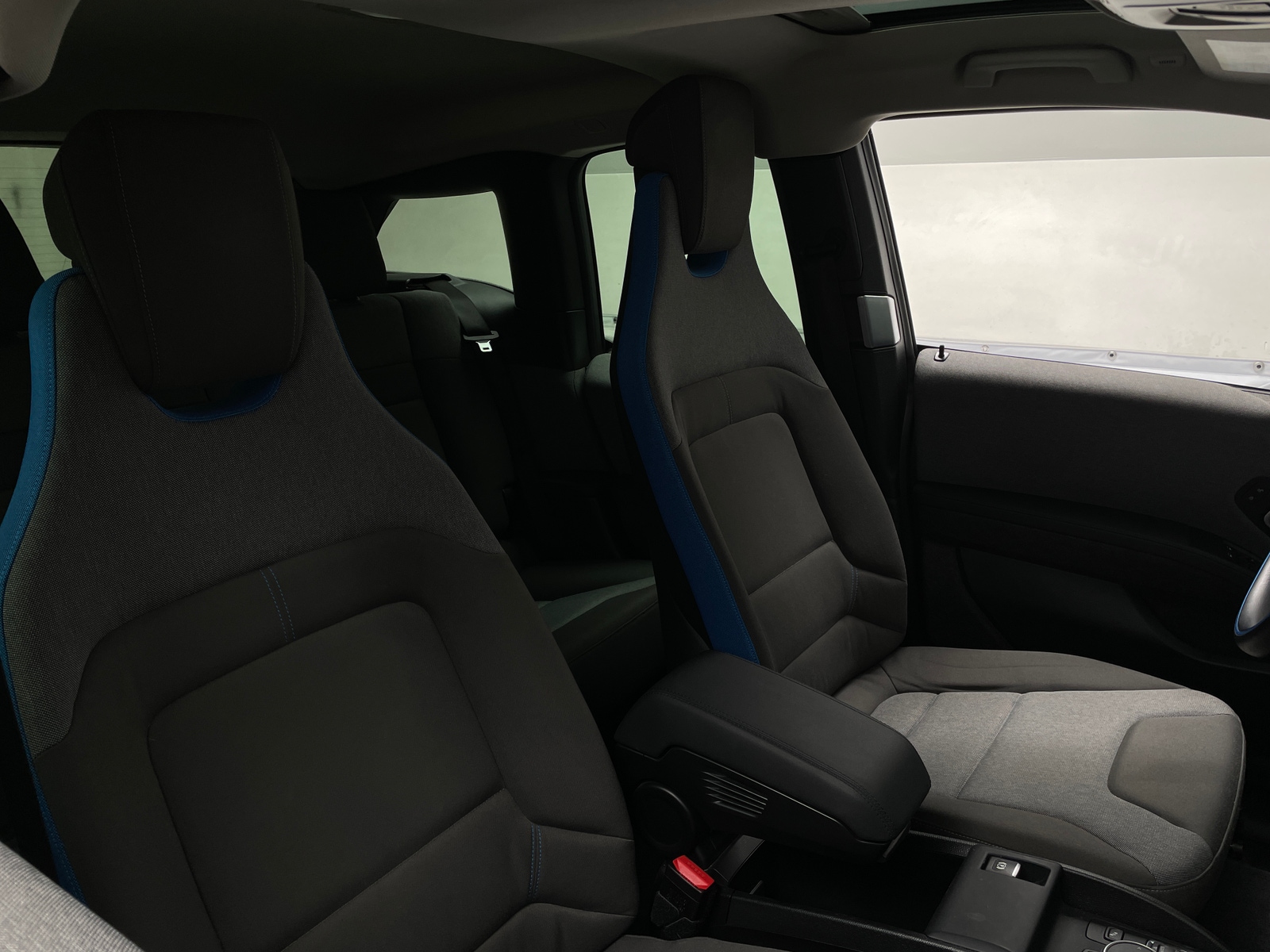 Thumbnail: 2019 BMW i3 - 2