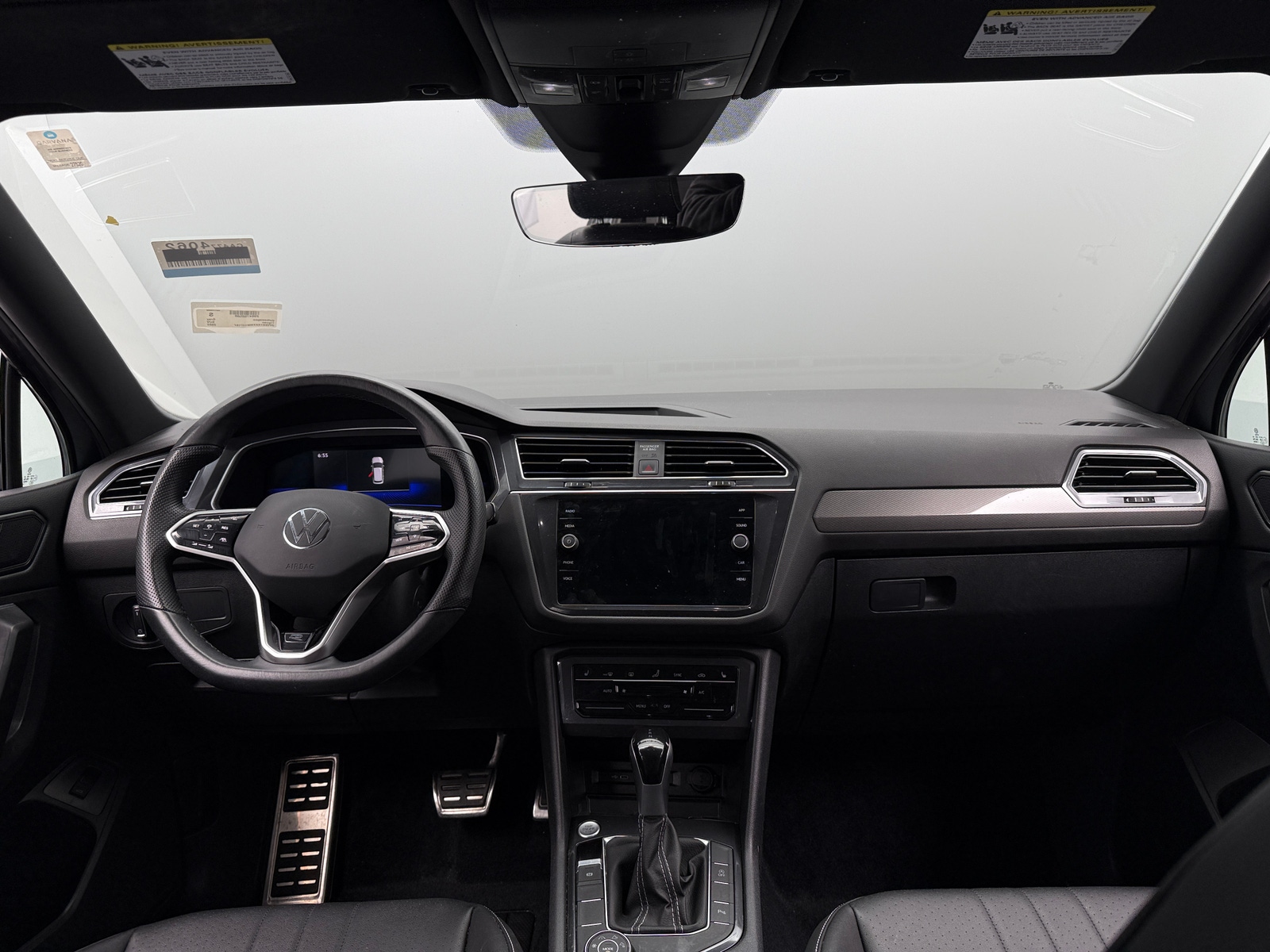 Thumbnail: 2022 Volkswagen Tiguan - 2