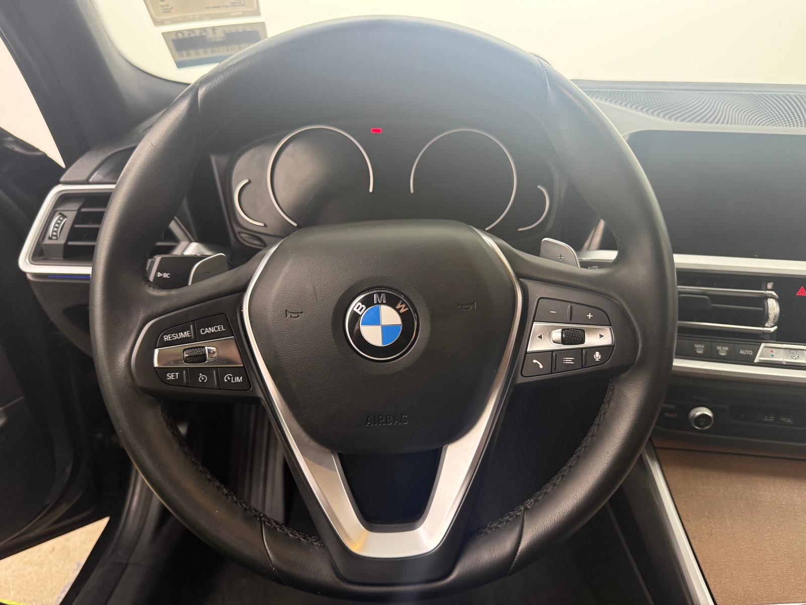 Thumbnail: 2020 BMW 3 Series - 4