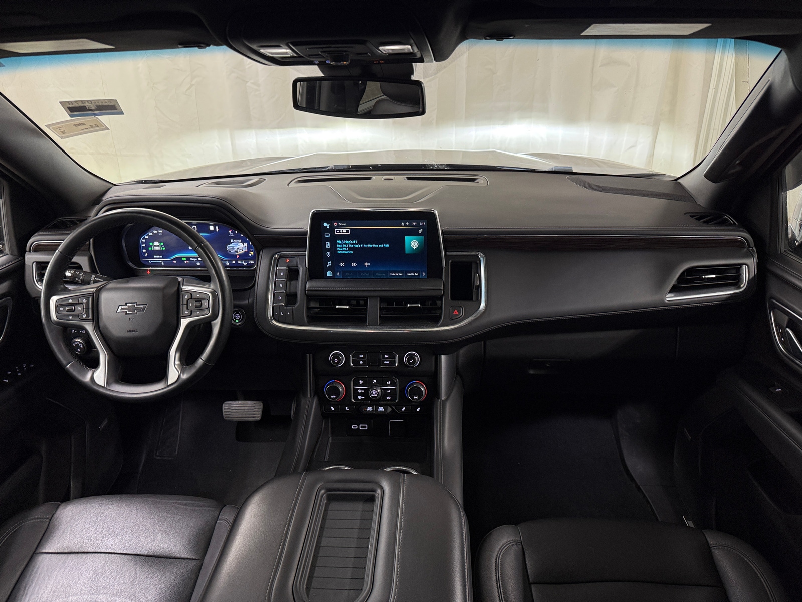 Thumbnail: 2023 Chevrolet Suburban - 2