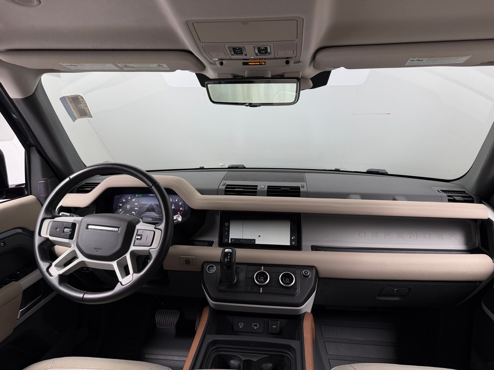 Thumbnail: 2020 Land Rover Defender - 2