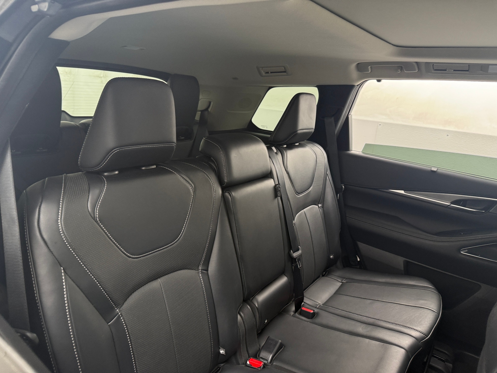 Thumbnail: 2023 INFINITI QX60 - 5