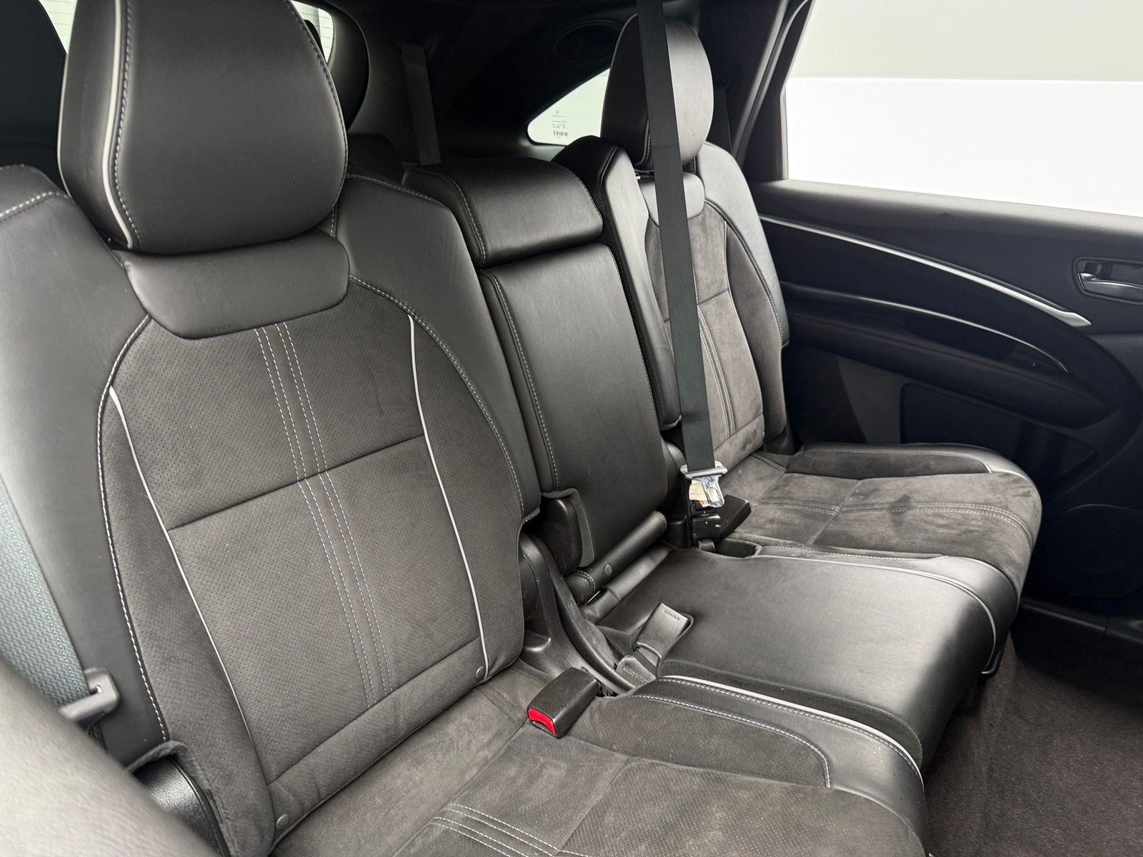 Thumbnail: 2019 Acura MDX - 5