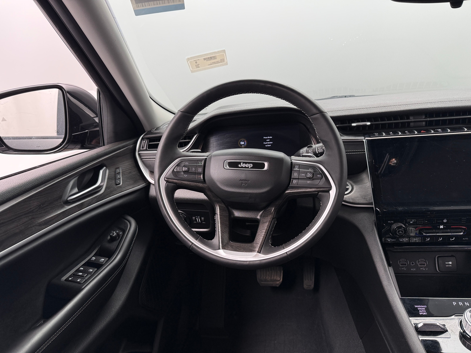 Thumbnail: 2023 Jeep Grand Cherokee L - 4