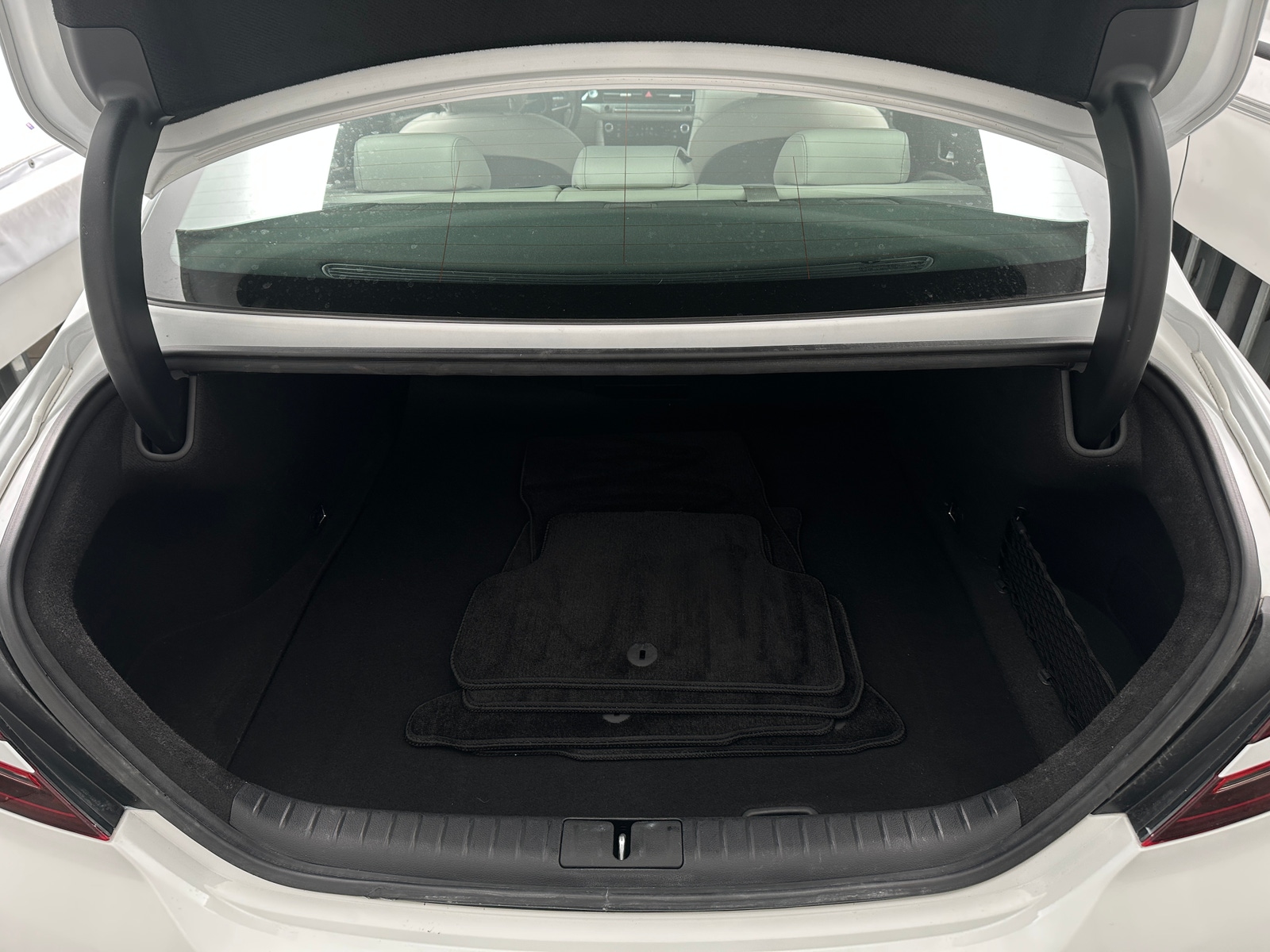 Thumbnail: 2025 Genesis G70 - 6