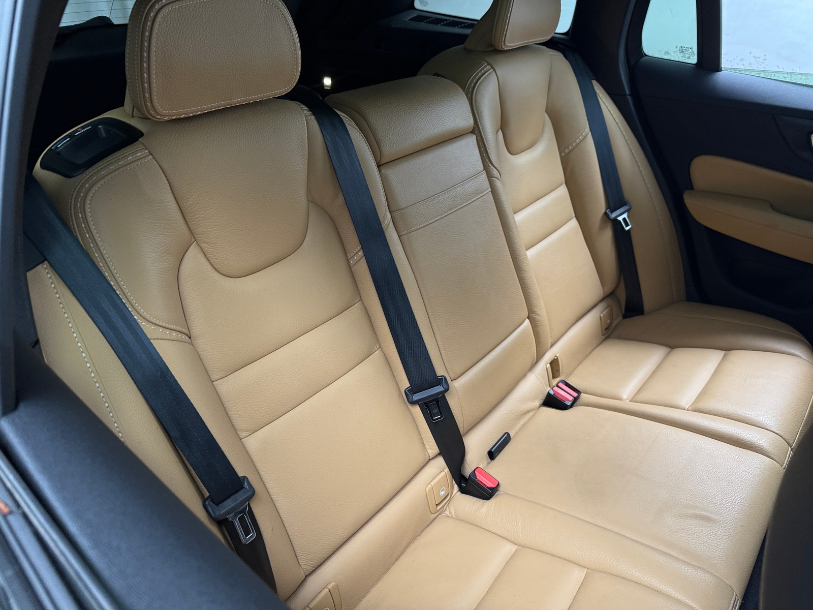 Thumbnail: 2020 Volvo V60 - 5