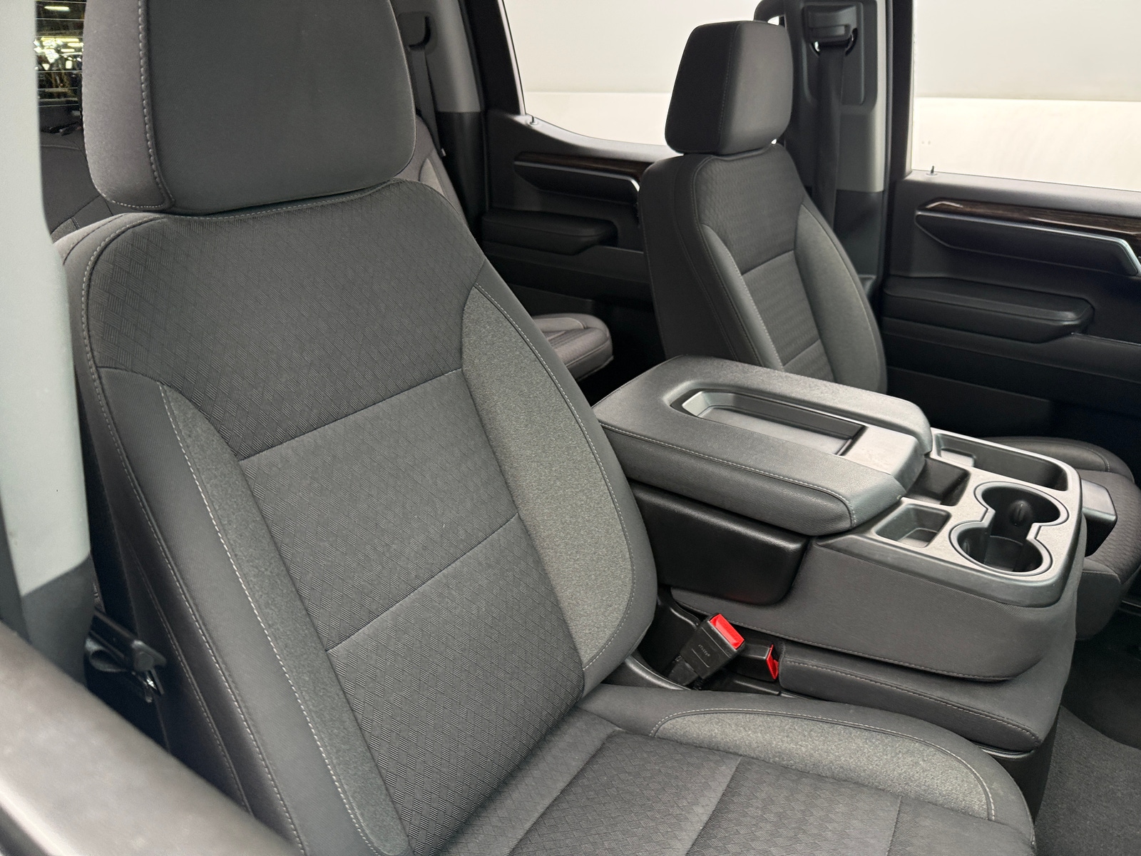 Thumbnail: 2023 GMC Sierra 1500 - 2