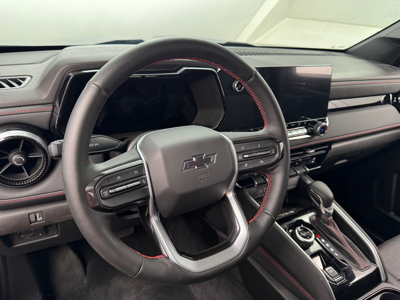 Thumbnail: 2025 Chevrolet Colorado - 5