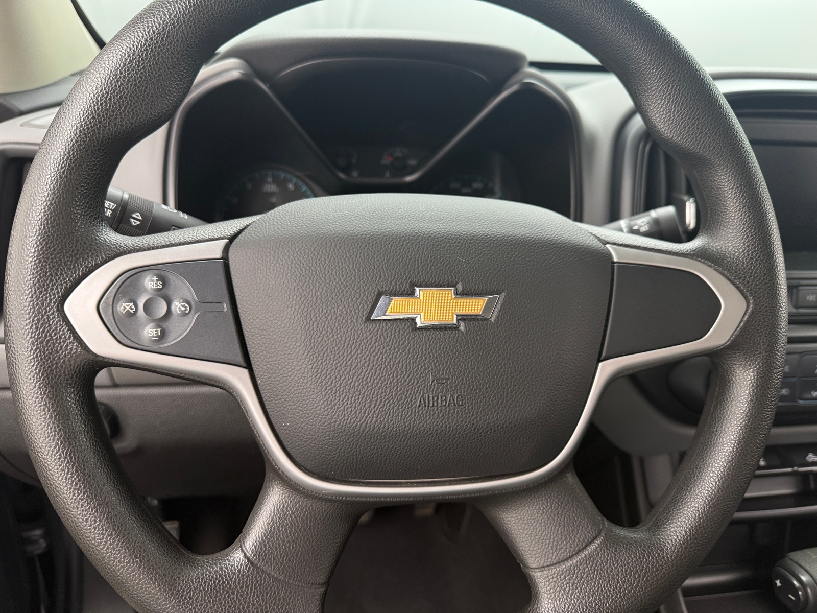 Thumbnail: 2021 Chevrolet Colorado - 5
