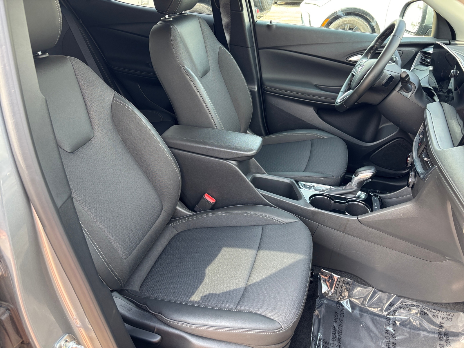 Thumbnail: 2025 Buick Encore GX - 2