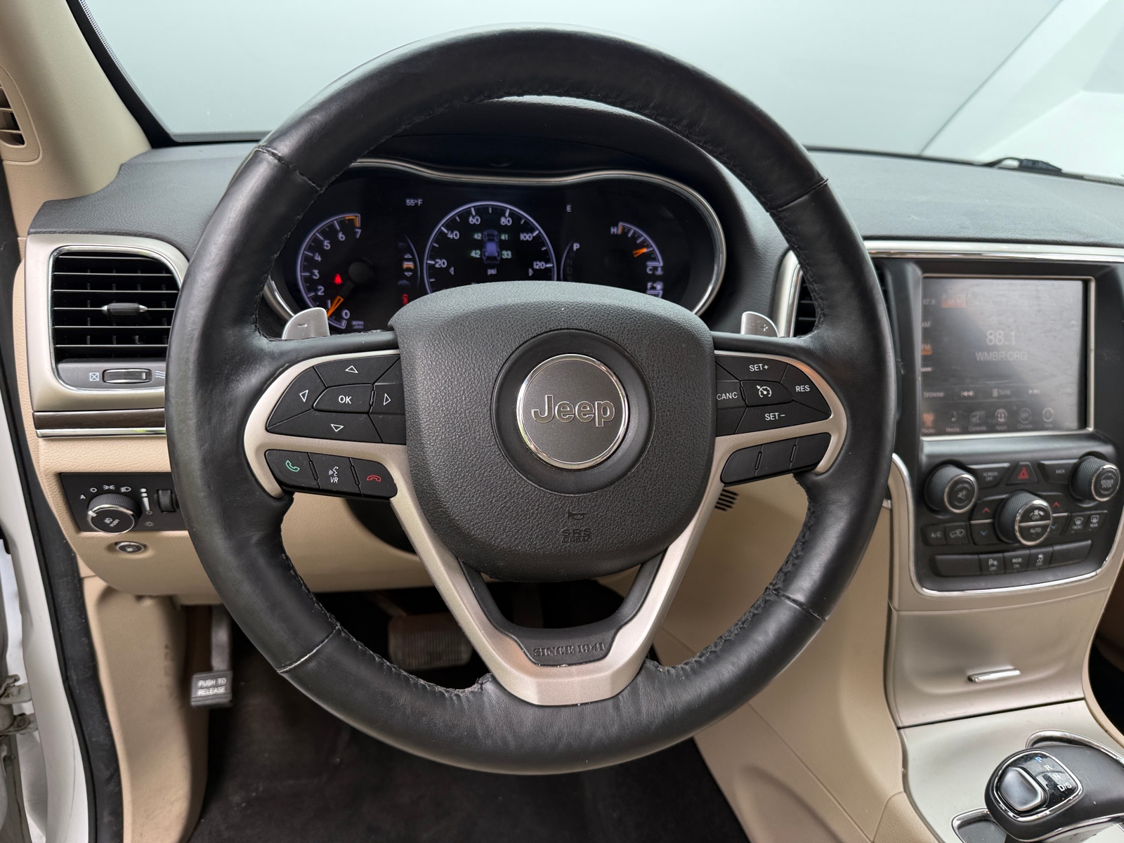 Thumbnail: 2015 Jeep Grand Cherokee - 4