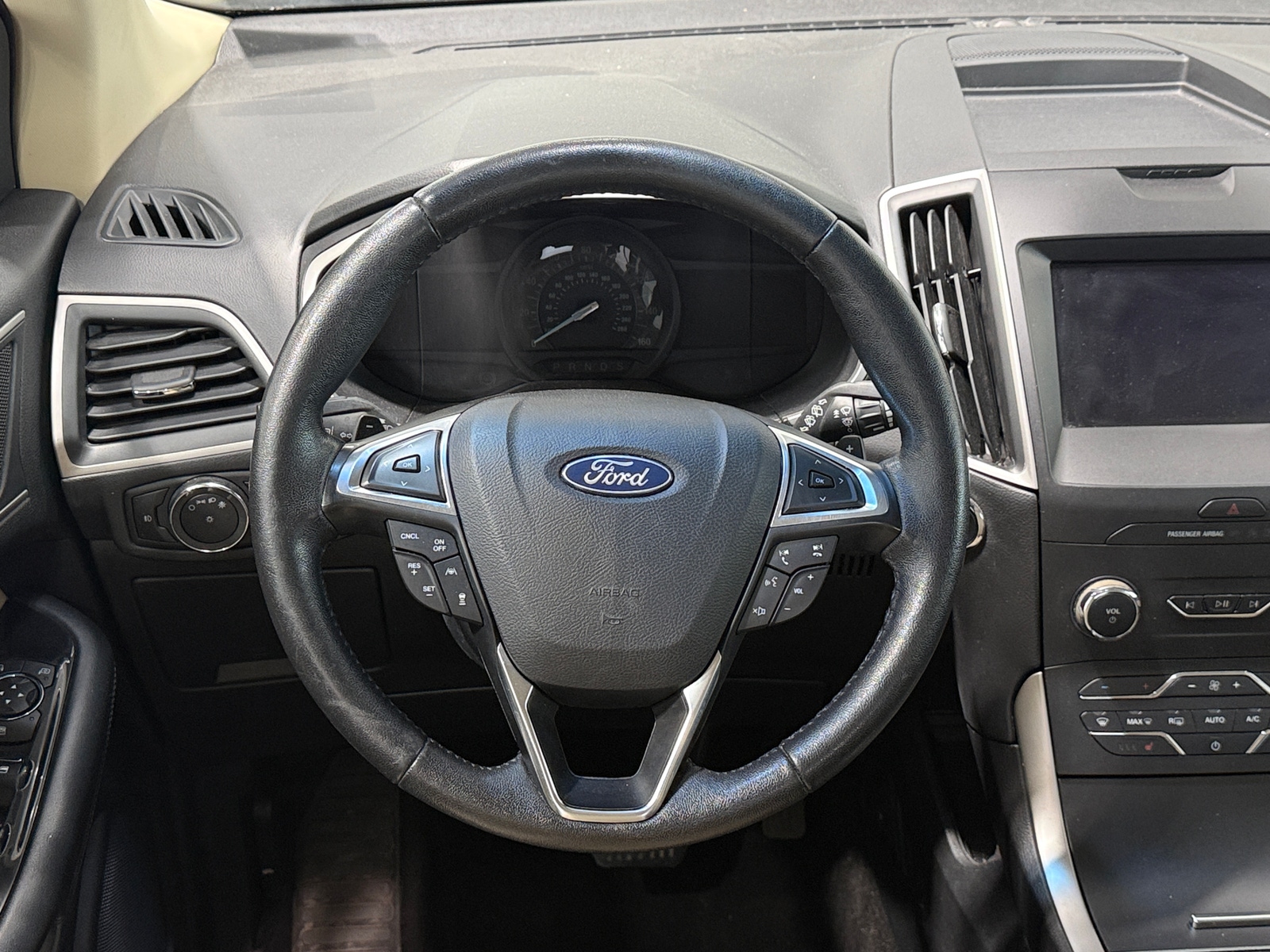 Thumbnail: 2020 Ford Edge - 4