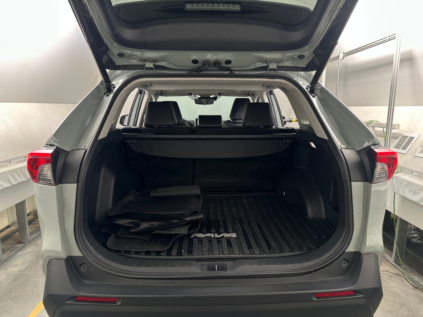 Thumbnail: 2023 Toyota RAV4 - 6