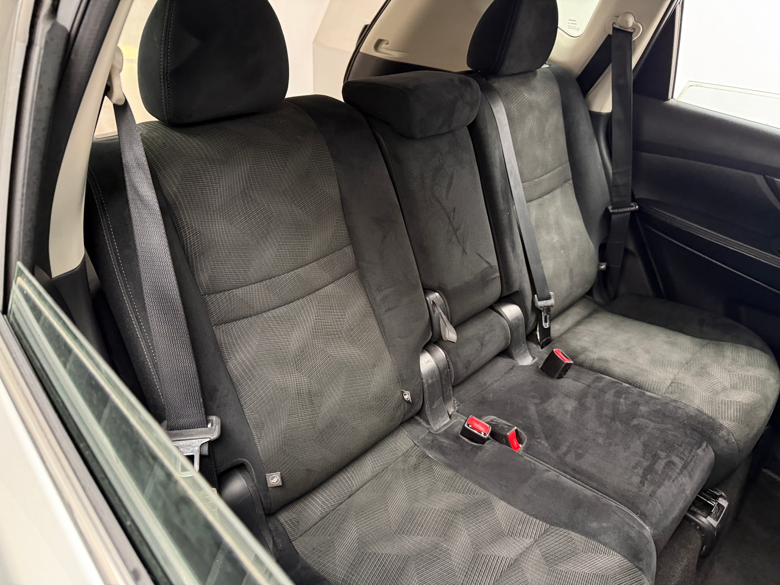 Thumbnail: 2015 Nissan Rogue - 6