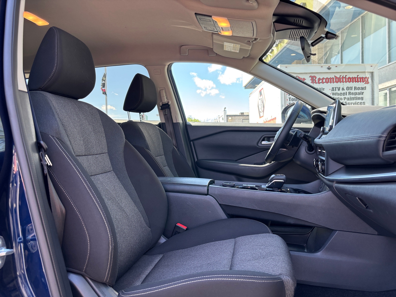 Thumbnail: 2025 Nissan Rogue - 2