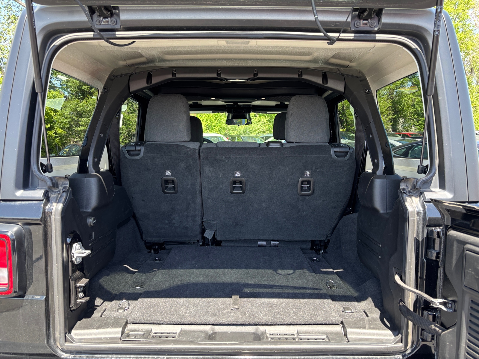 Thumbnail: 2025 Jeep Wrangler - 6