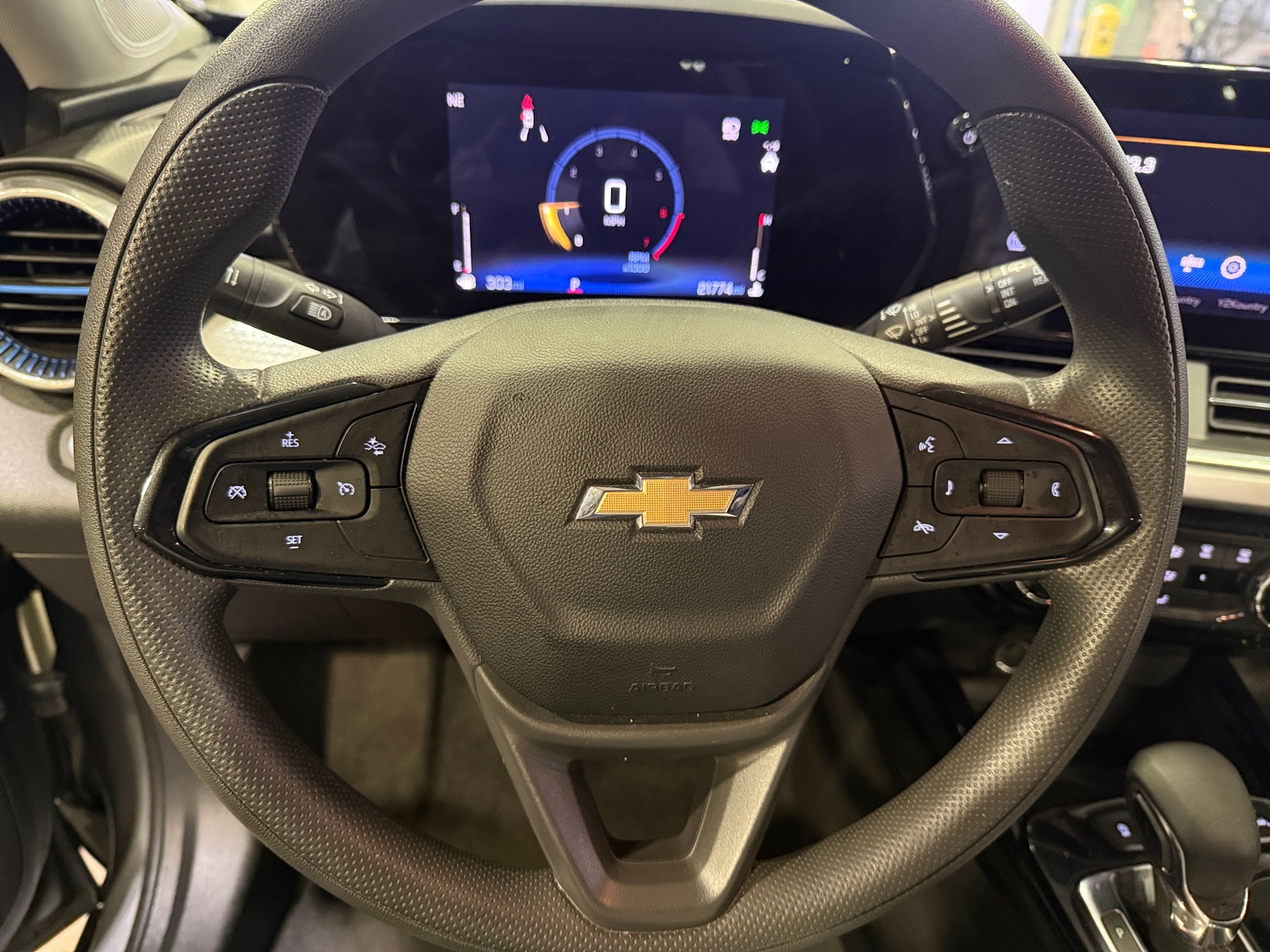 Thumbnail: 2025 Chevrolet Trax - 5