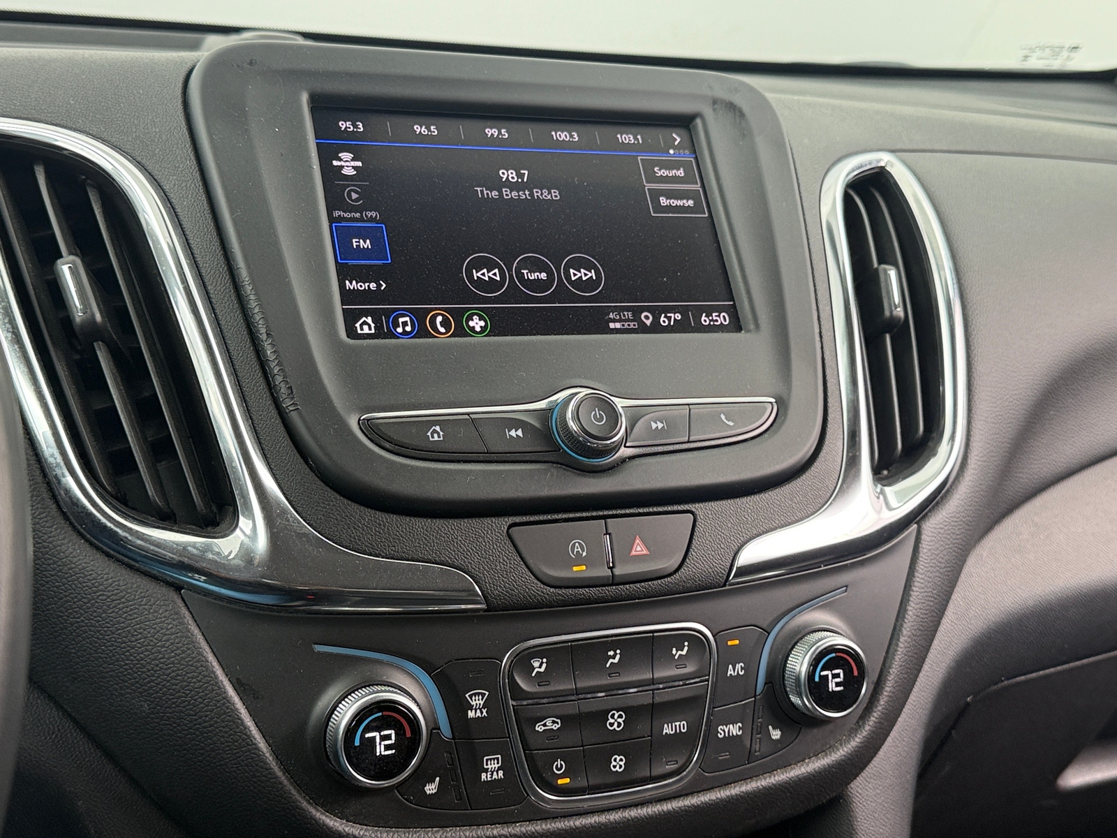 Thumbnail: 2024 Chevrolet Equinox - 4