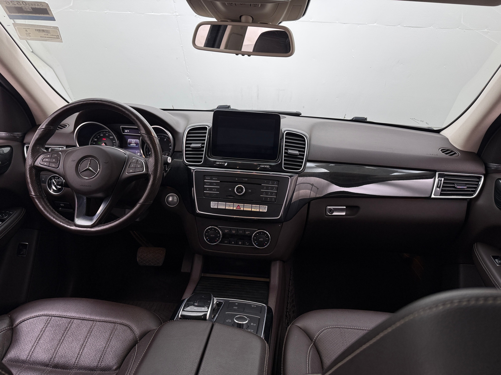 Thumbnail: 2016 Mercedes-Benz GLE - 3