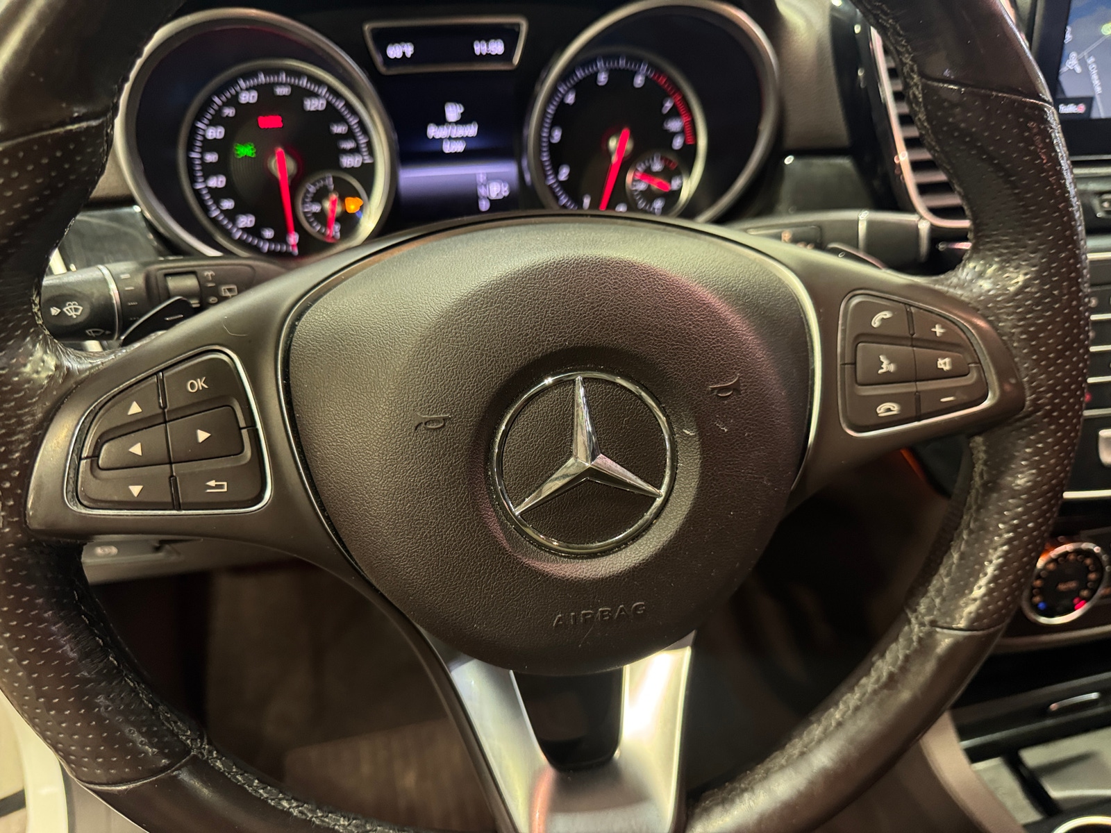 Thumbnail: 2016 Mercedes-Benz GLE - 5