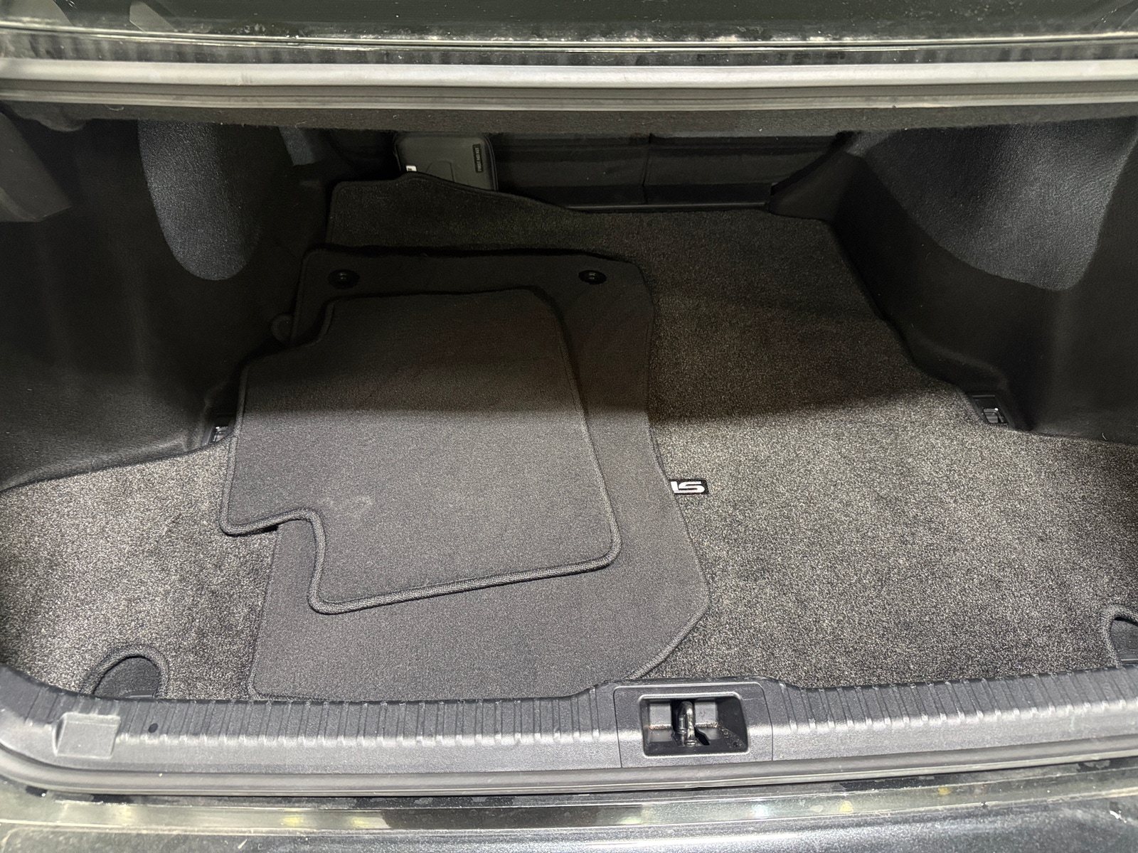 Thumbnail: 2024 Lexus IS - 6