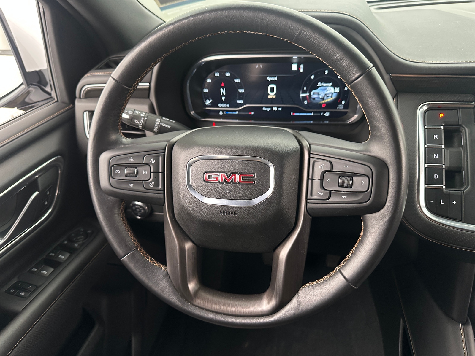 Thumbnail: 2023 GMC Yukon - 4