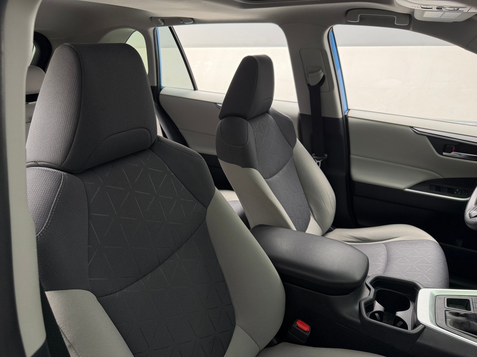 Thumbnail: 2019 Toyota RAV4 - 2