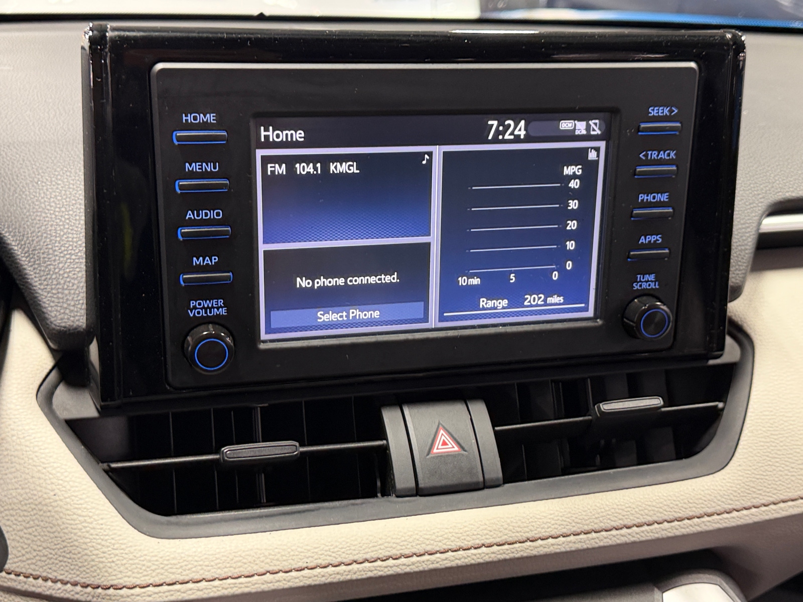 Thumbnail: 2019 Toyota RAV4 - 4