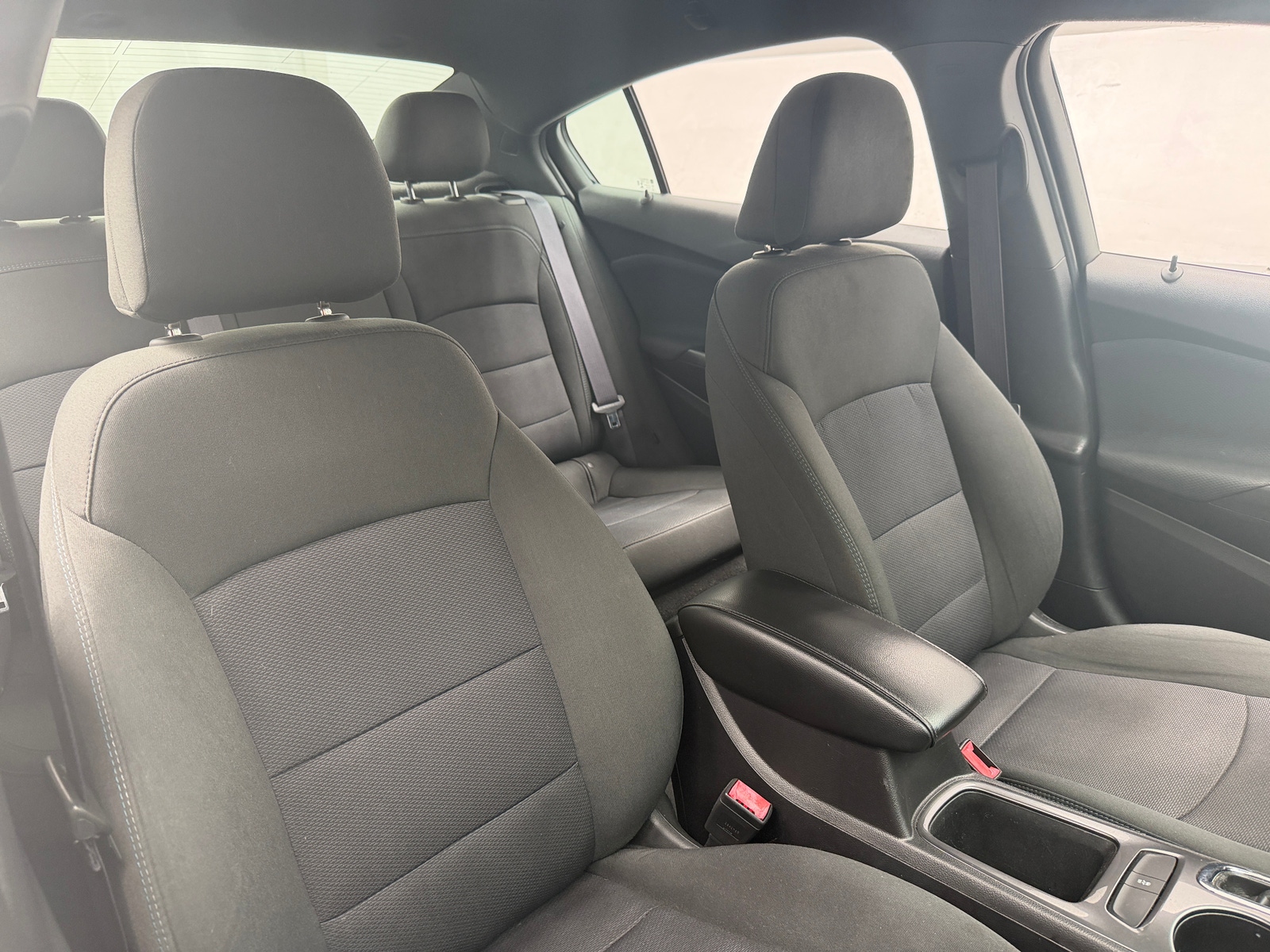 Thumbnail: 2017 Chevrolet Cruze - 2