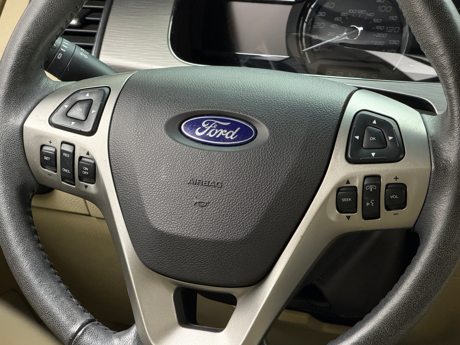 Thumbnail: 2015 Ford Taurus - 4