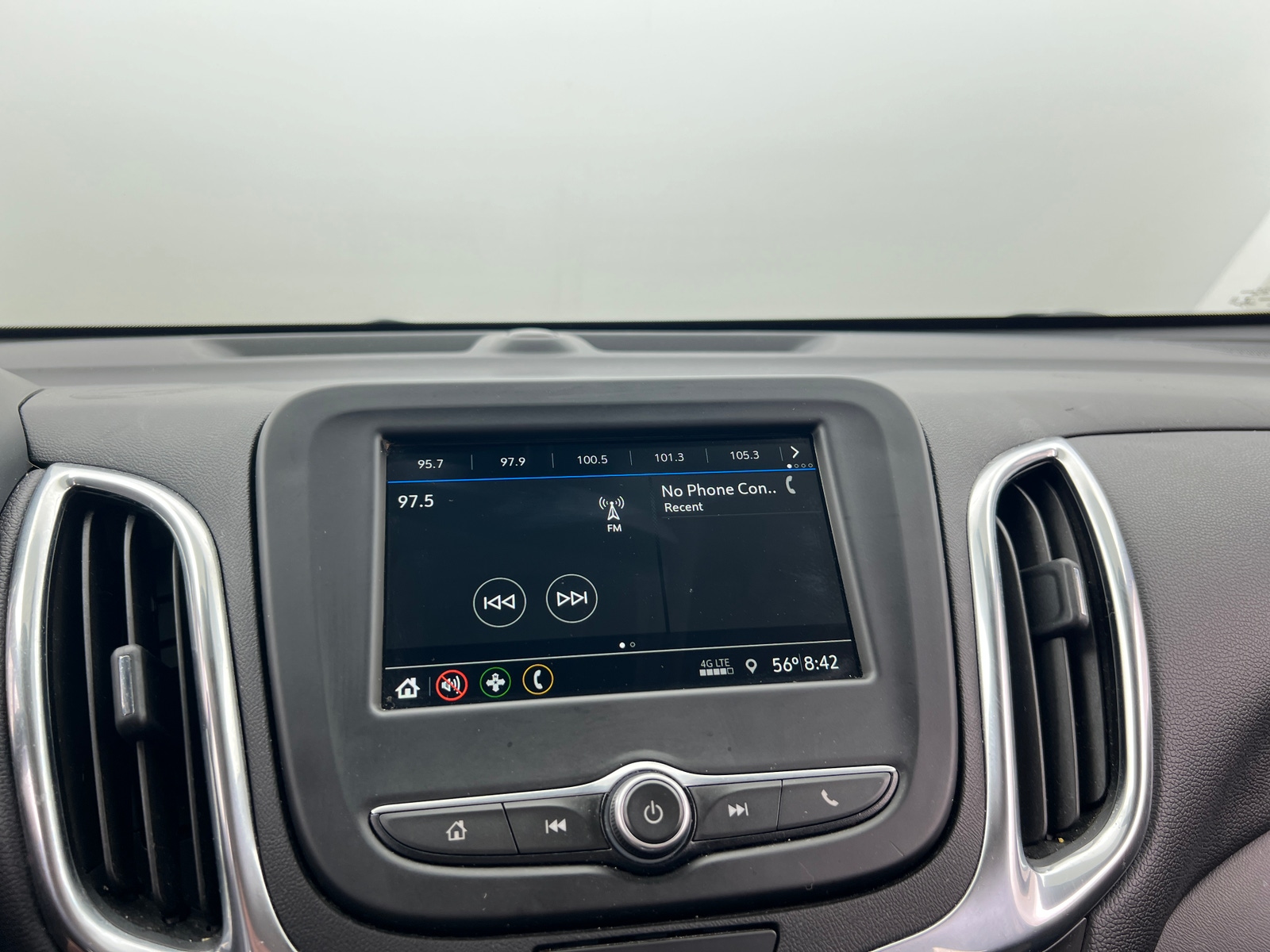 Thumbnail: 2019 Chevrolet Equinox - 4