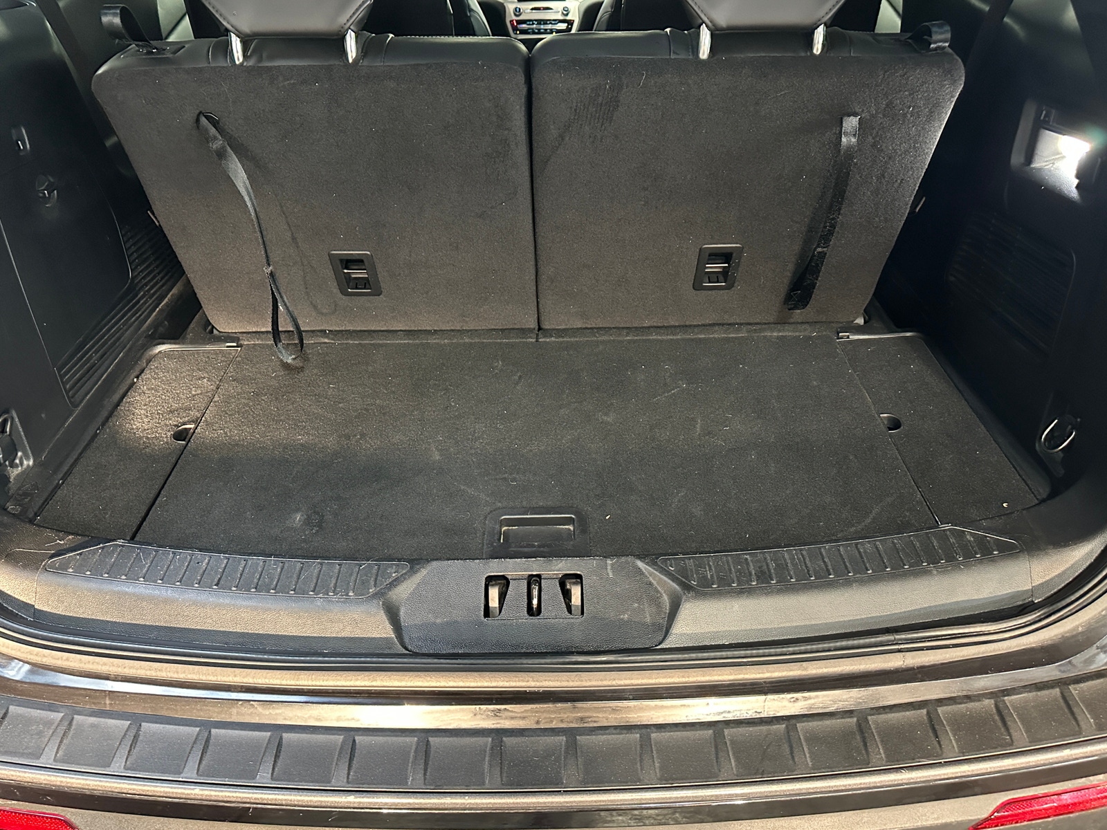 Thumbnail: 2023 Ford Explorer - 6