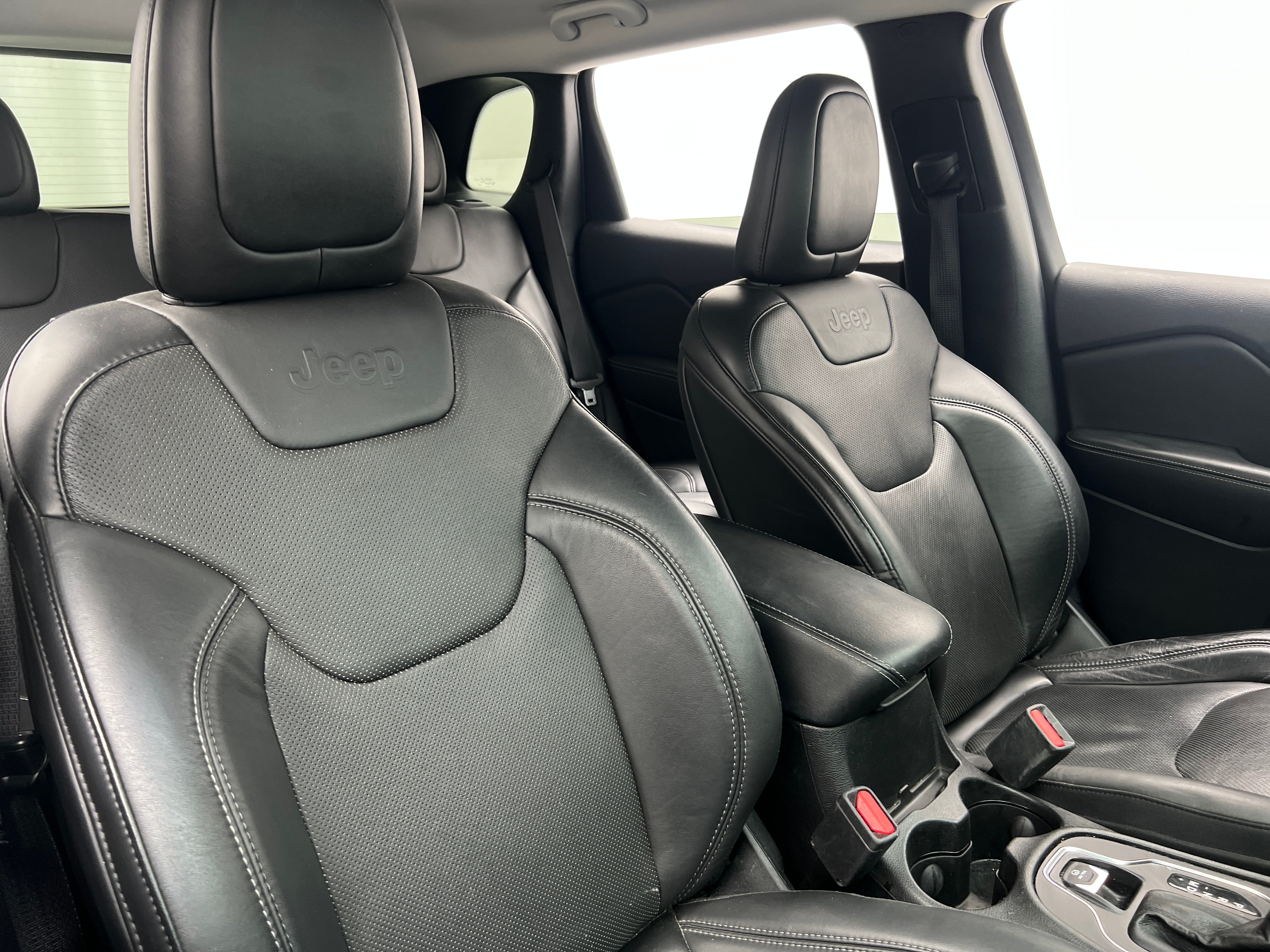 2020 Jeep Cherokee