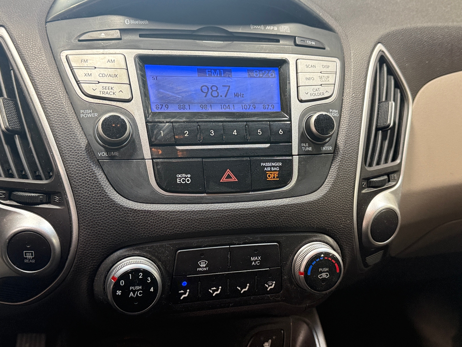 Thumbnail: 2013 Hyundai Tucson - 3