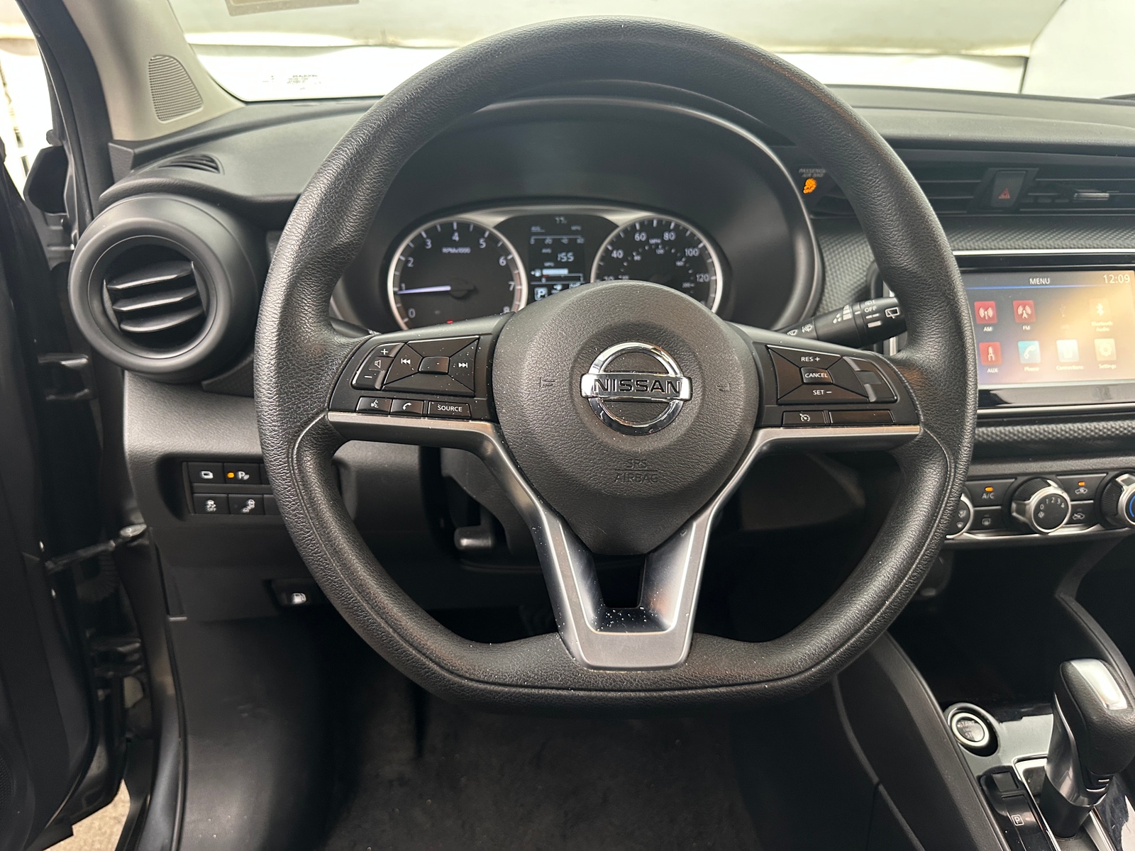 Thumbnail: 2021 Nissan Kicks - 5