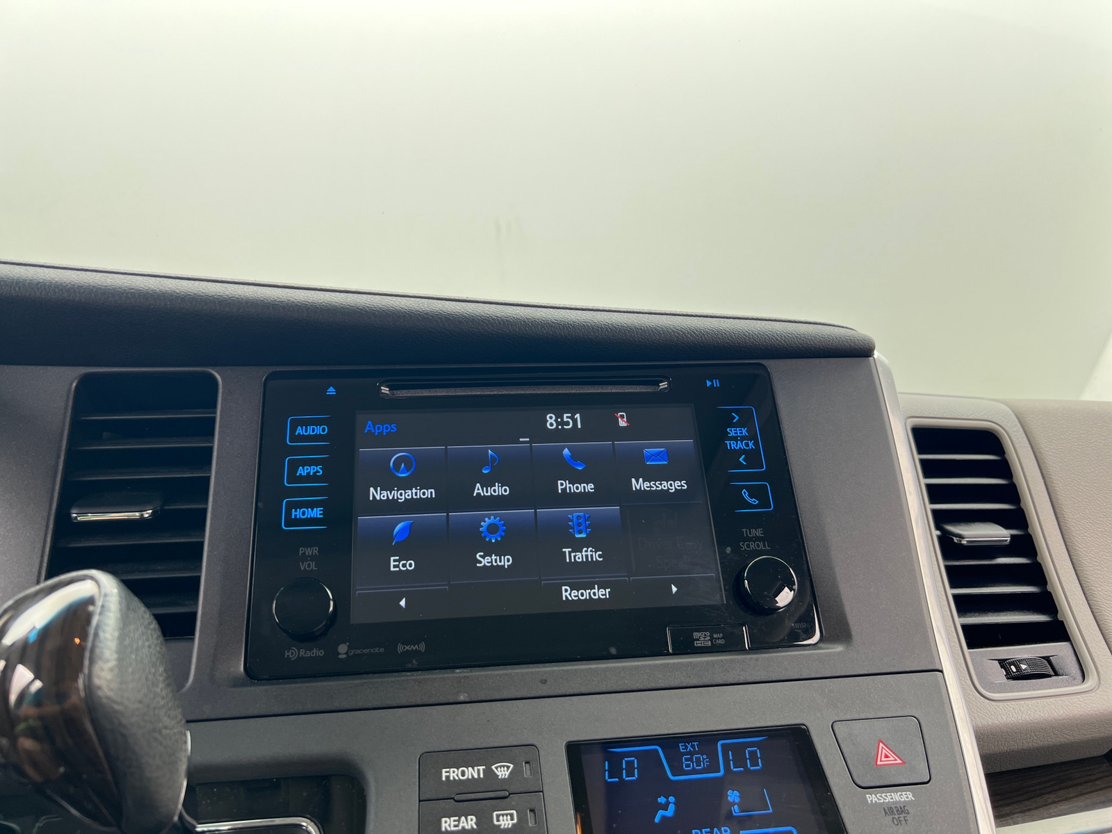 Thumbnail: 2016 Toyota Sienna - 3